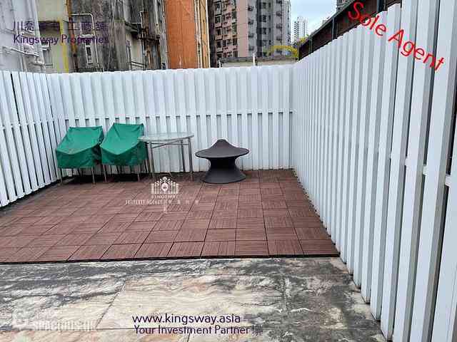 Central - 7-9, Shin Hing Street 09