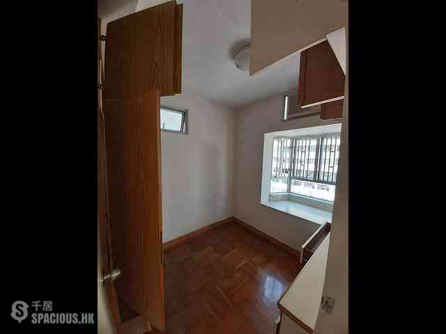 Quarry Bay - Wah Shun Gardens 06