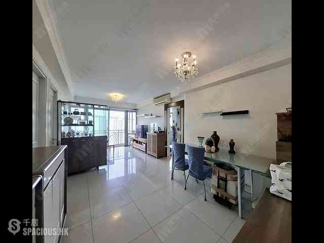 Tung Chung - Caribbean Coast Phase 4 Crystal Cove 02