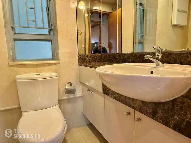 Tung Chung - Seaview Crescent Block 2 03