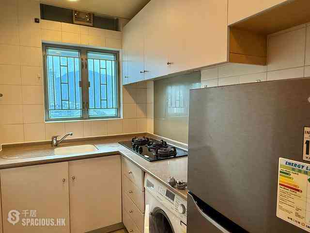 Tung Chung - Seaview Crescent Block 2 04