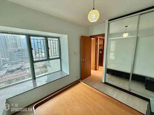 Tung Chung - Seaview Crescent Block 2 10