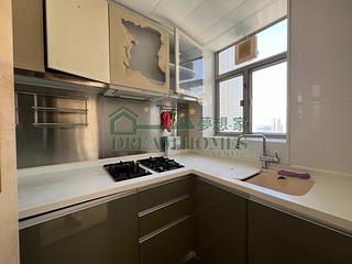 Sai Ying Pun - Island Crest 05