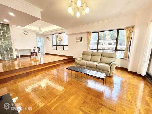 Wan Chai - Wing Way Court 01
