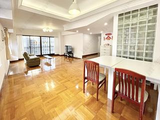 Wan Chai - Wing Way Court 07