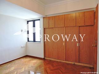 Mid Levels West - Realty Gardens Vienna Court (Block 5) 06