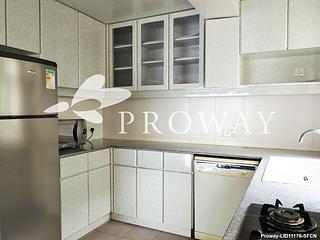 Mid Levels West - Realty Gardens Vienna Court (Block 5) 11