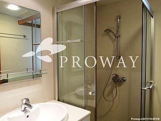 Mid Levels West - Realty Gardens Vienna Court (Block 5) 12