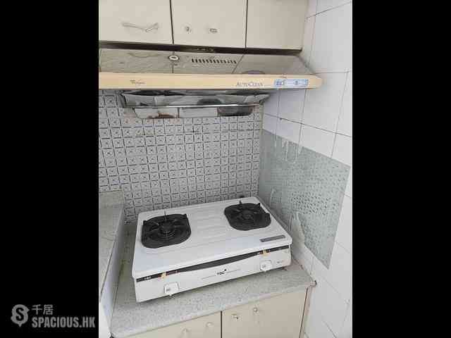 Ap Lei Chau - Marina Habitat Block 3 02