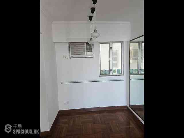 Ap Lei Chau - Marina Habitat Block 3 08