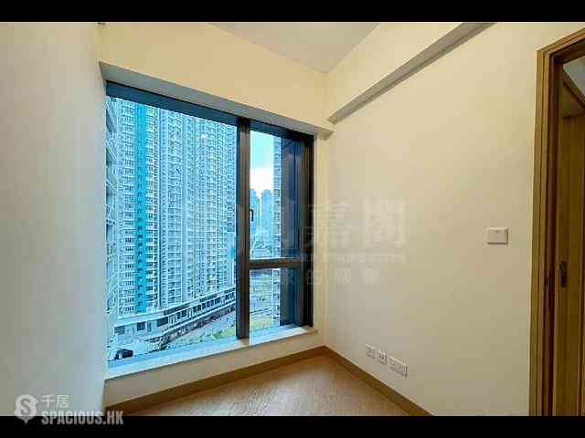 Cheung Sha Wan - Grand Victoria Phase 2 Grand Victoria II Tower 3A 05