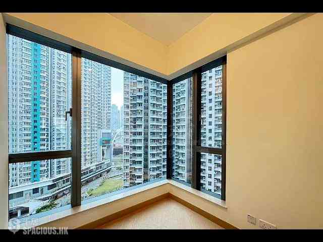 Cheung Sha Wan - Grand Victoria Phase 2 Grand Victoria II Tower 3A 06