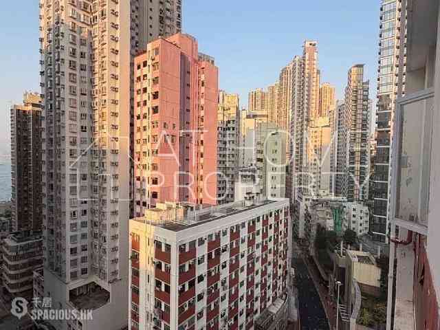Kennedy Town - Ka Ming Building 06