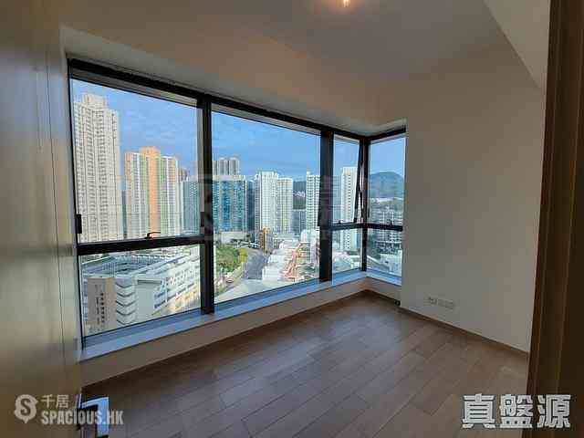 Tseung Kwan O - Twin Peaks 04