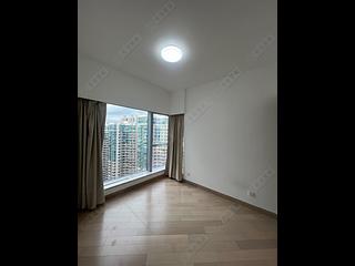 Tai Kok Tsui - The Hermitage Block 3 09