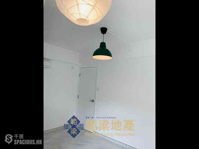 Mui Wo - Mui Wo Building 03