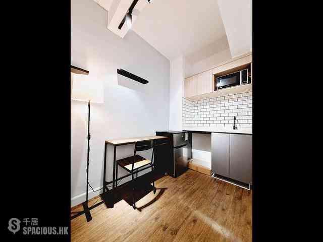 Sheung Wan - 113-115, Wing Lok Street 07