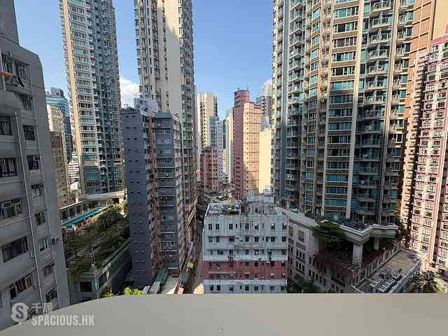 Wan Chai - The Avenue Phase 2 Block 3 02