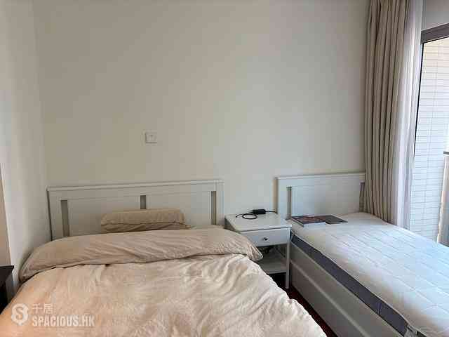 Wan Chai - The Avenue Phase 2 Block 3 09