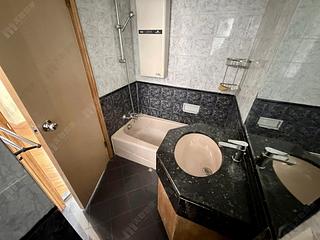 Mid Levels West - Wilton Place 11