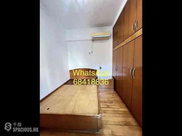 Sai Ying Pun - Hing Hon Building 14