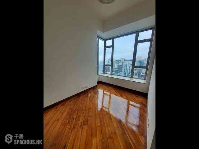 Tai Kok Tsui - One Silversea Tower 6 05