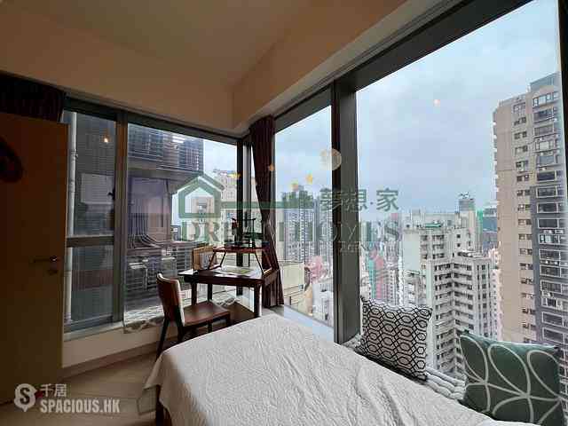 Sai Ying Pun - King's Hill 01
