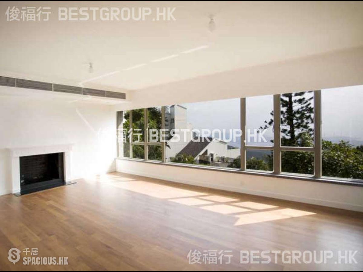 The Peak - Mount Austin Estate 01