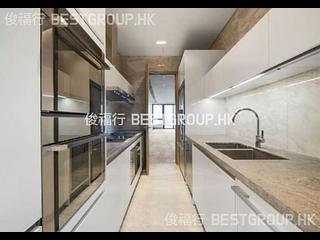 The Peak - 7-15 Mount Kellett Road 06