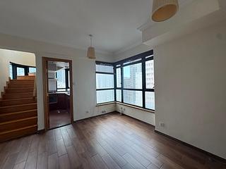 Mid Levels West - Wilton Place 04