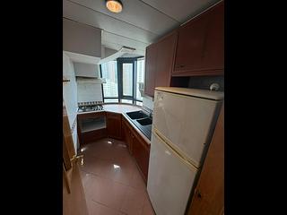 Mid Levels West - Wilton Place 12