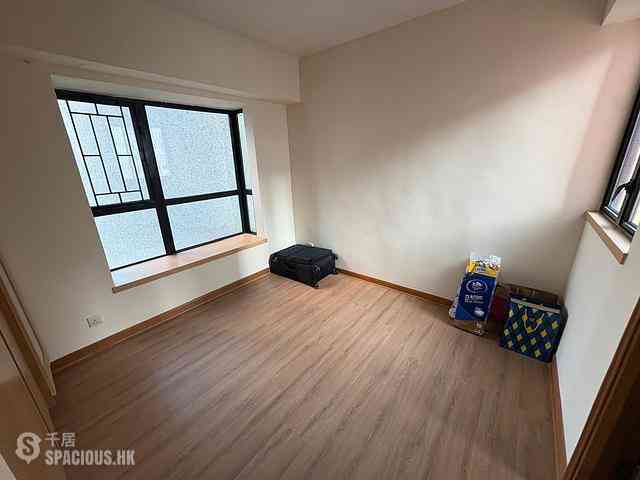 Mid Levels West - Wilton Place 01