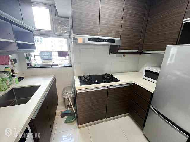 Tai Koo Shing - Tai Koo Shing Sing Fai Terrace Wai Sing Mansion 09