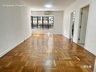 Mid Levels Central - Elegant Terrace 04