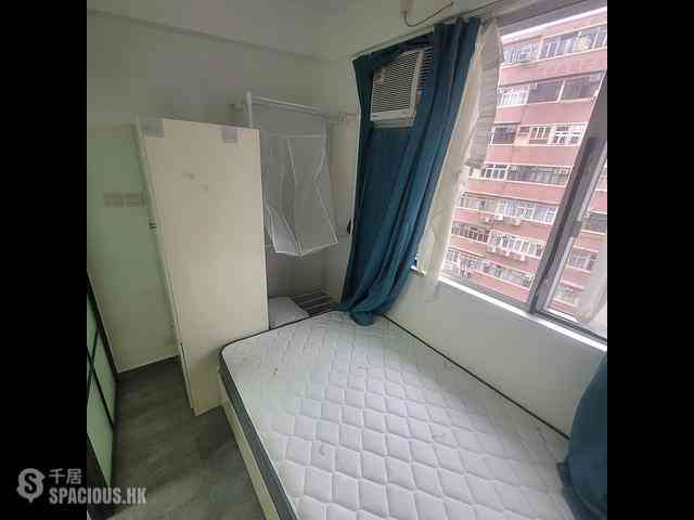 Yau Ma Tei - Kam Wah Building 03