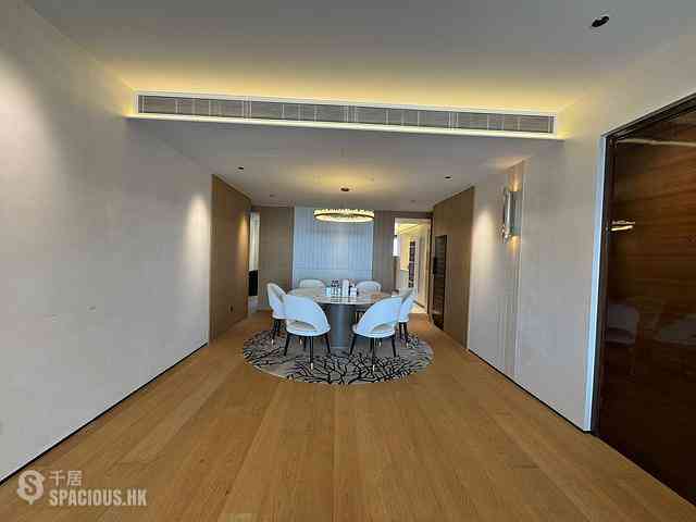 Wong Chuk Hang - Marinella Block 6 05