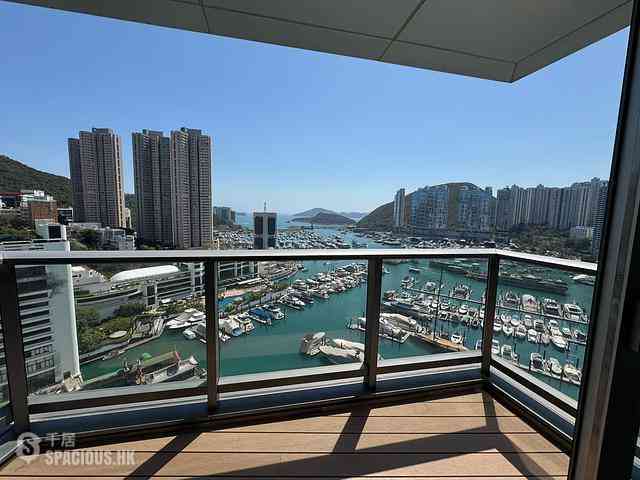 Wong Chuk Hang - Marinella Block 6 01