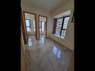 Wan Chai - 112, Johnston Road 05