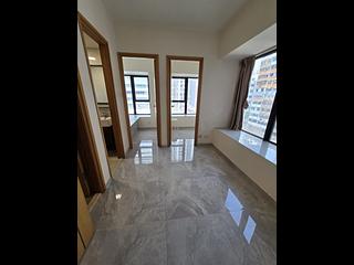 Wan Chai - 112, Johnston Road 07