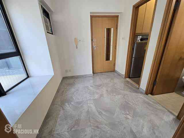 Wan Chai - 112, Johnston Road 13