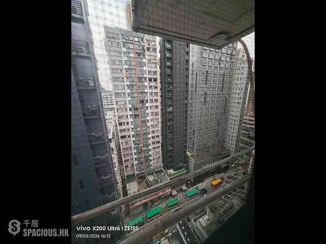 Kennedy Town - Luen On Apartments 05