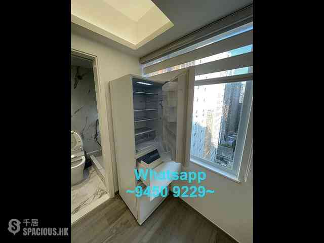 Sheung Wan - 18 Wing Lok Street 08