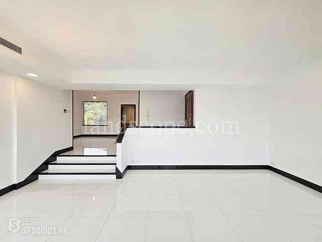 Repulse Bay - Pine Crest 05