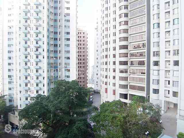 Mid Levels Central - Kam Yuen Mansion 02