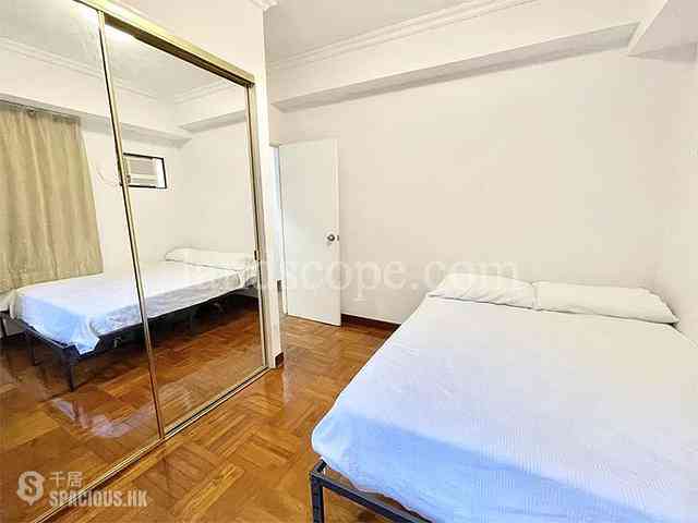 Wan Chai - Wing Way Court 05