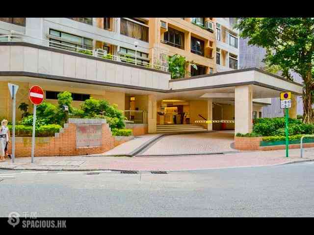 Mid Levels West - Glory Heights 18