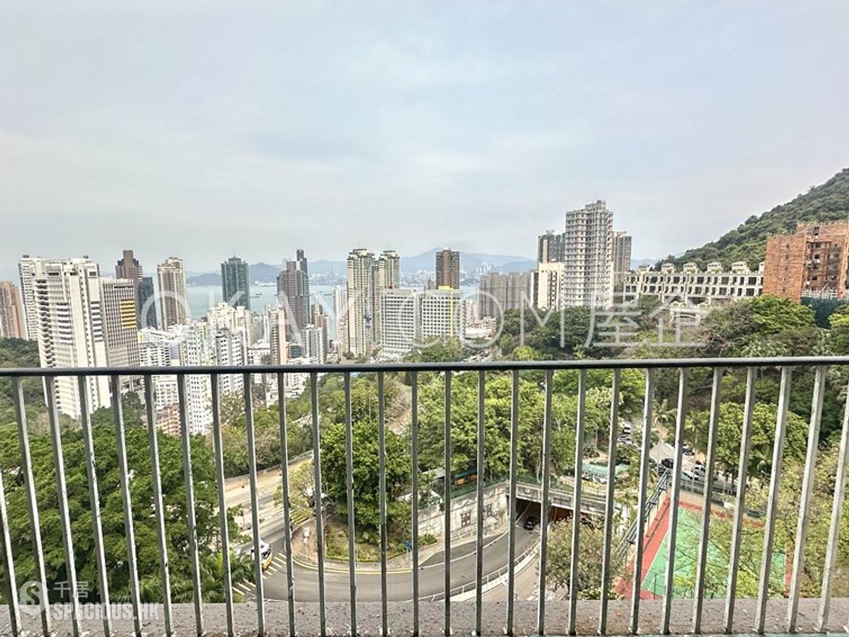 Pok Fu Lam - Pokfulam Court 01