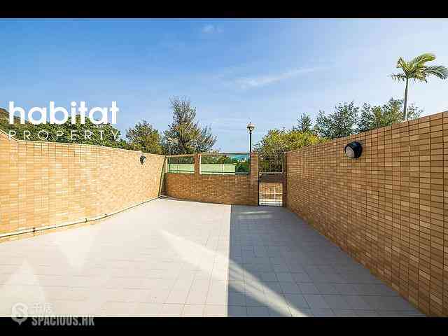 Stanley - Horizon Crest 12