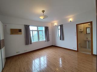The Peak - Villa Verde Block C 05