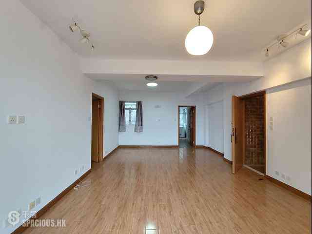 The Peak - Villa Verde Block C 02